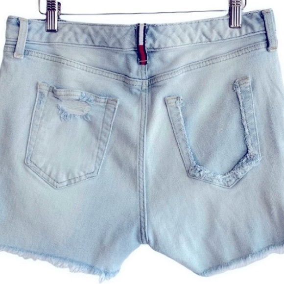 Tommy Hilfiger Denim Women Shorts Sz 10 - Picture 3 of 6